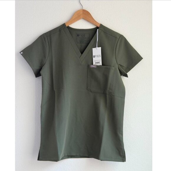 Figs Women's Catarina One Pocket Scrub Top in Moss, Size X-Small - Picture 6 of 9